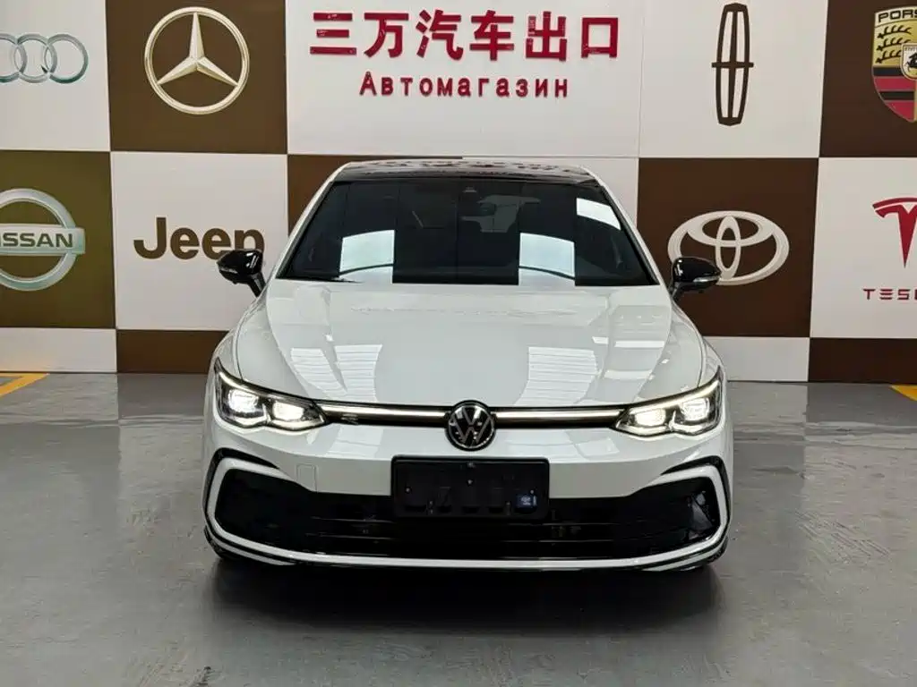 Volkswagen Golf 2023