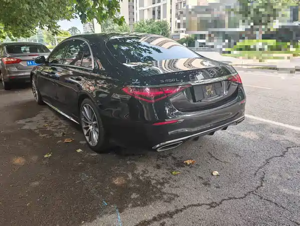 Mercedes-Benz S-Class 2022