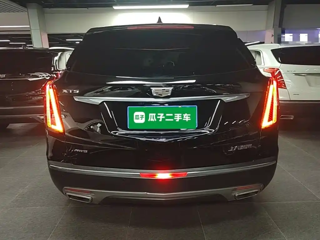 Cadillac XT5 2021 — фото 6