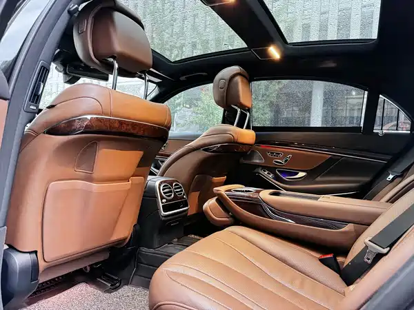 Mercedes-Benz S-Class 2020