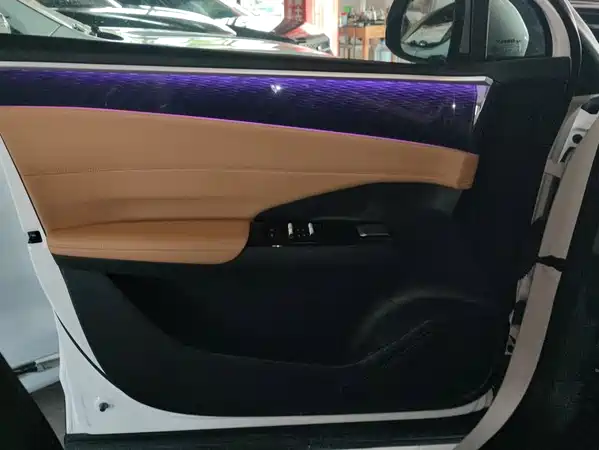 Geely Galaxy L7 2024