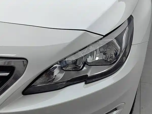 Peugeot 408 2017