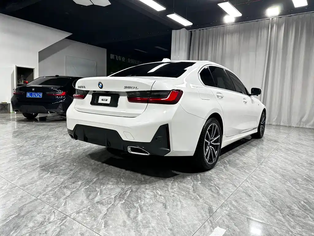BMW 3 Series 2023