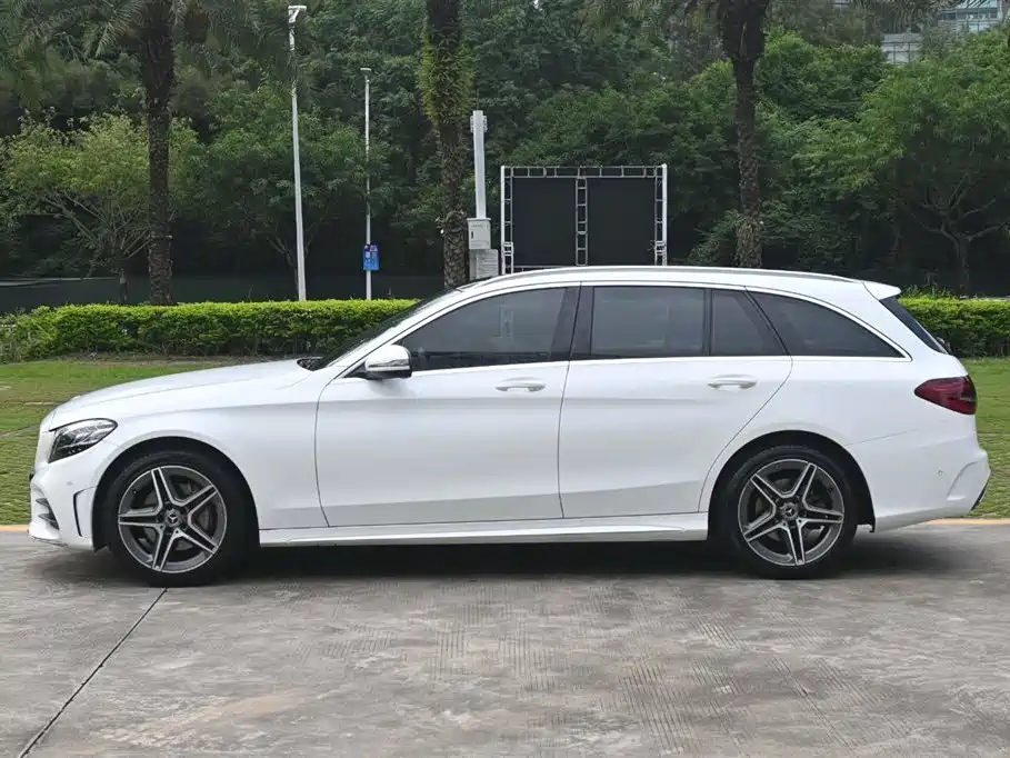 Mercedes-Benz C-Class 2019 — фото 2