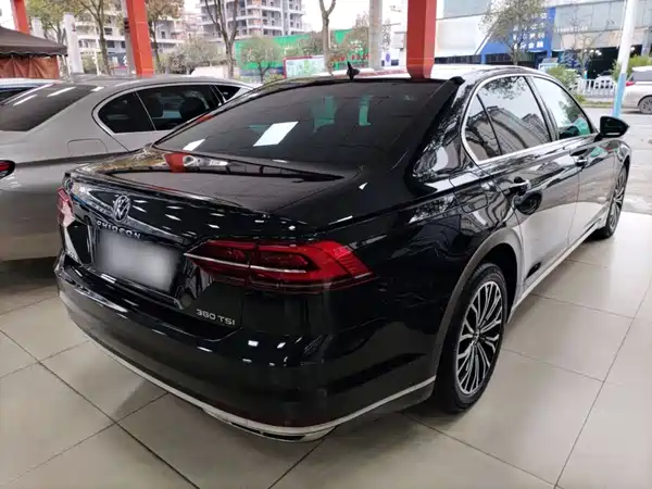 Volkswagen Phideon 2023