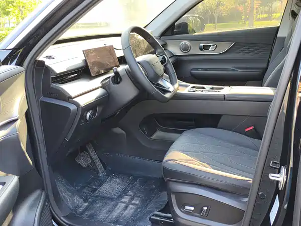 Chery Tiggo 8 PLUS 2025