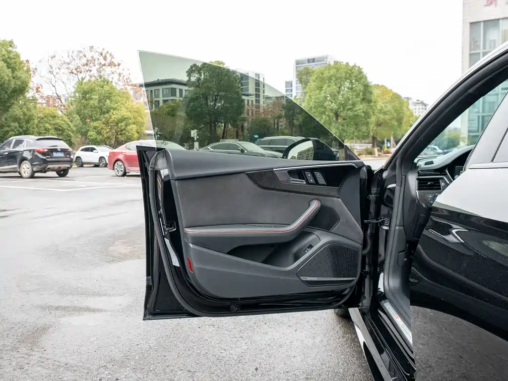 Audi RS 5 2022 — фото 15