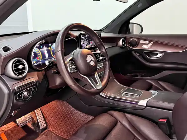 Mercedes-Benz GLC 2021