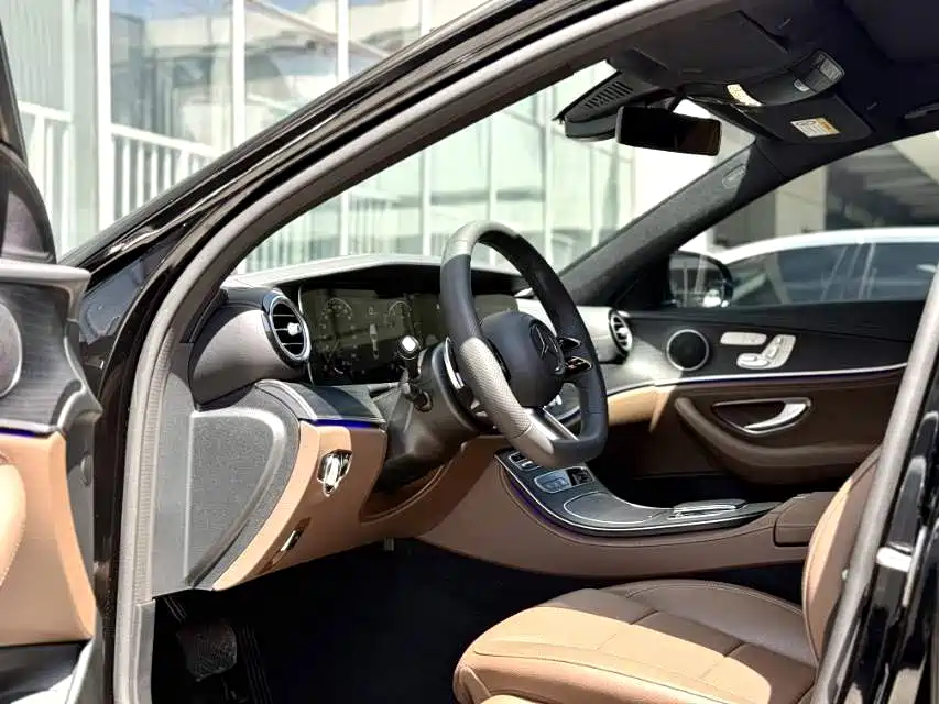 Mercedes-Benz E-Class 2023