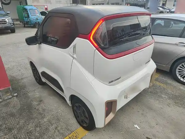 Baojun E200 2020