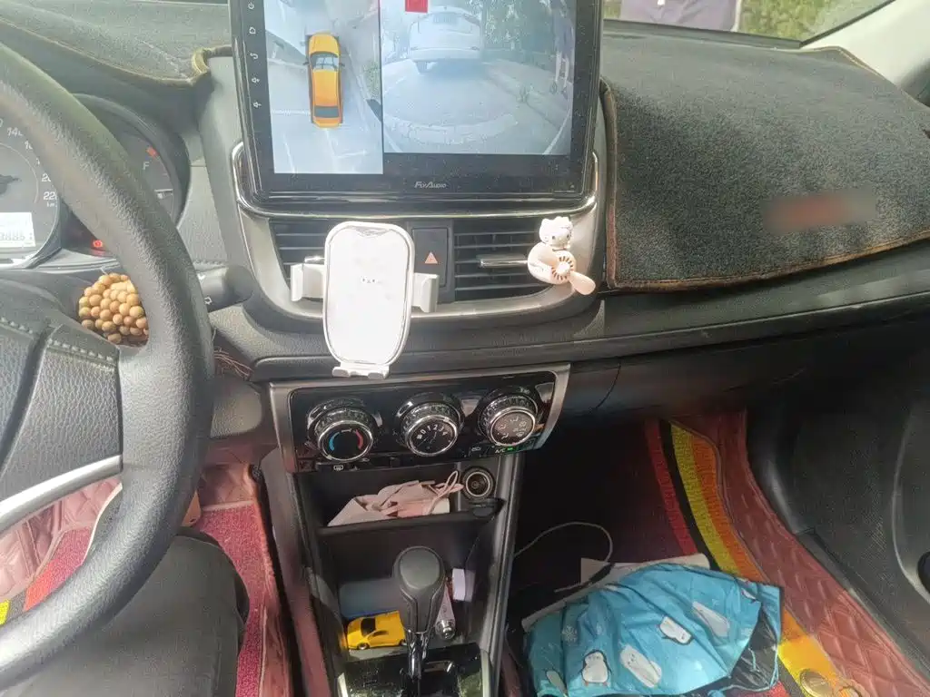 Toyota Yaris L 2020