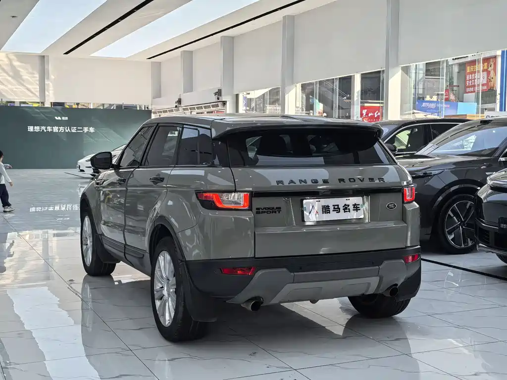 Land Rover Evoque 2016 — фото 15