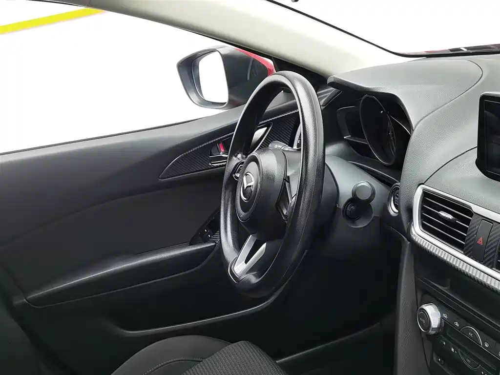 Mazda 3 Axela 2019 — фото 22
