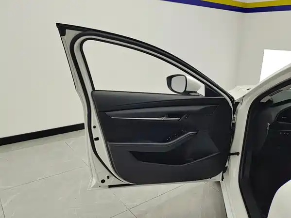 Mazda 3 Axela 2022
