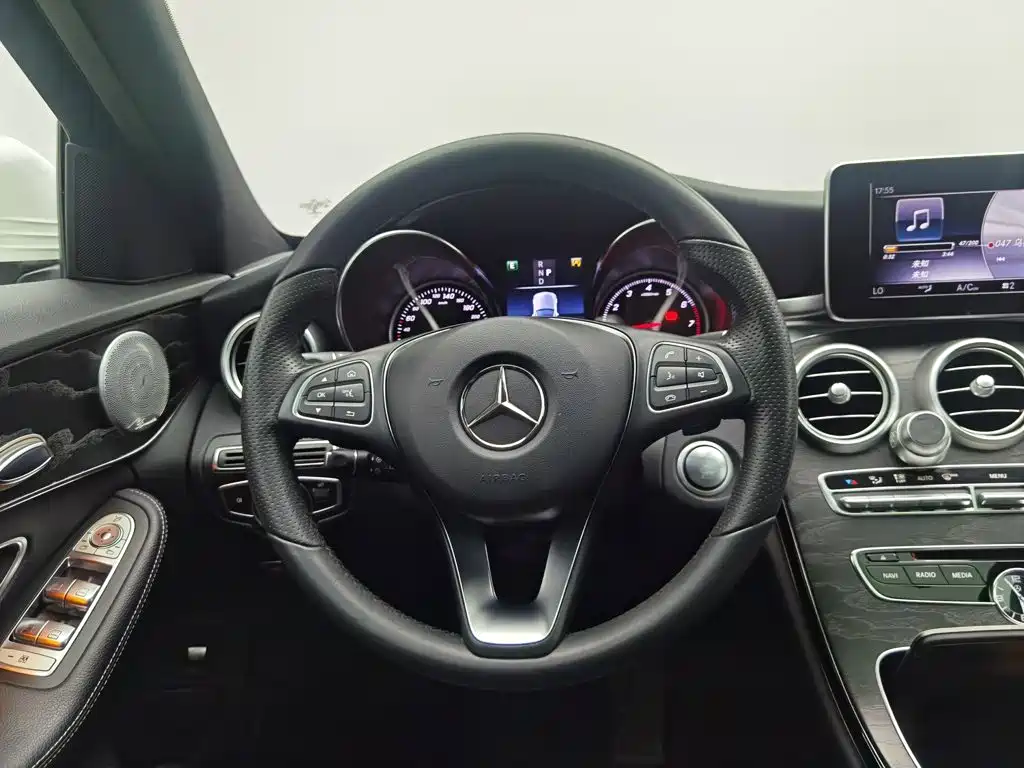 Mercedes-Benz C-Class 2018 — фото 11