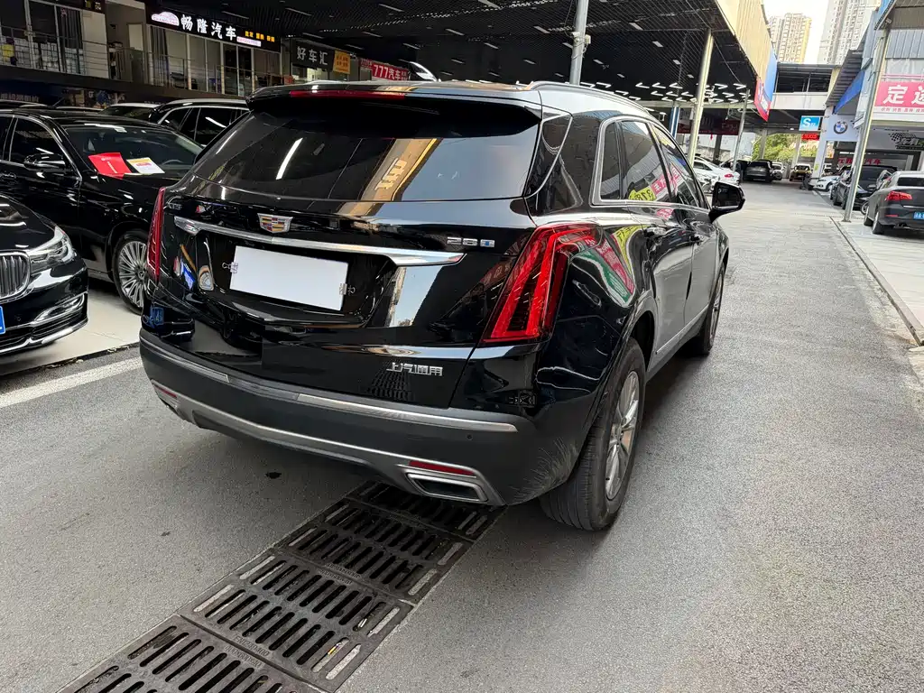 Cadillac XT5 2022 — фото 4