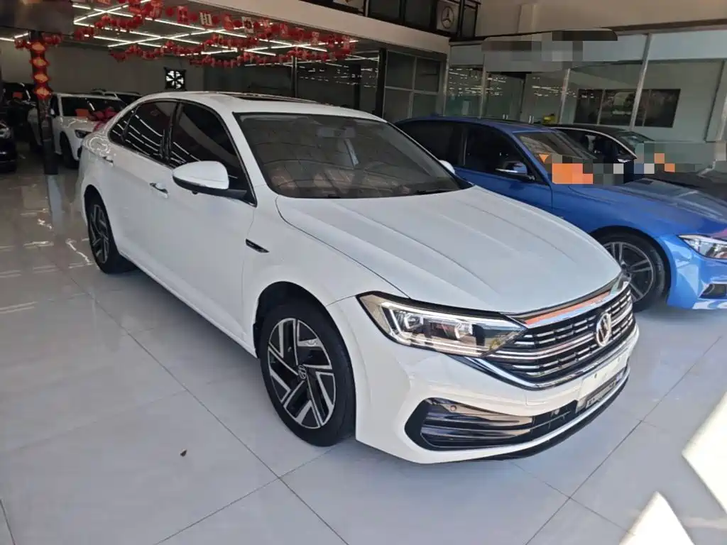Volkswagen Sagitar 2022