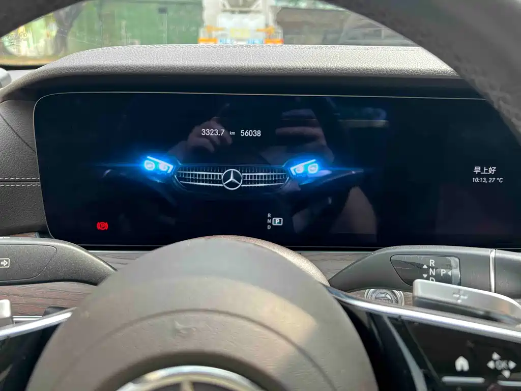 Mercedes-Benz E-Class 2021