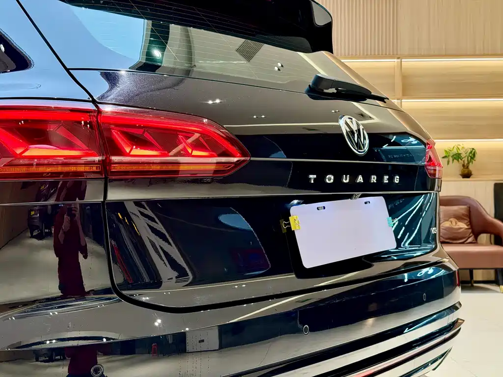 Volkswagen Touareg 2020 — фото 20