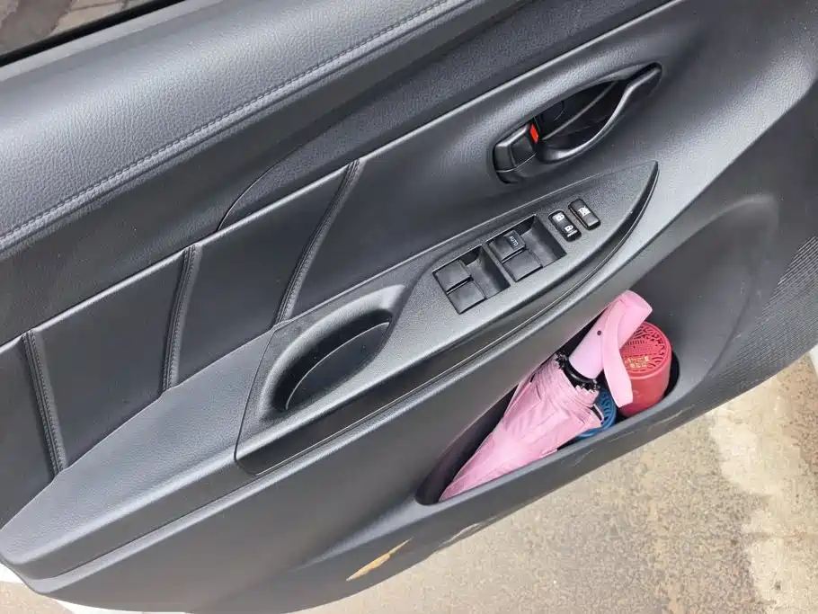 Toyota Yaris L 2020