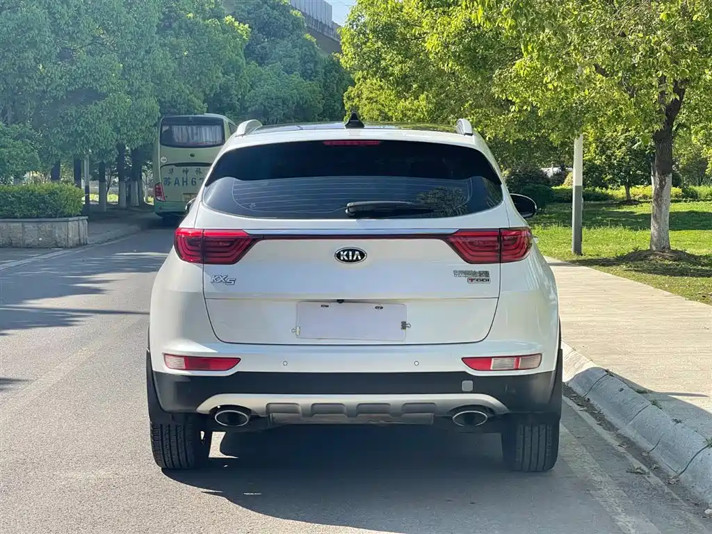 Kia KX5 2017 — фото 7