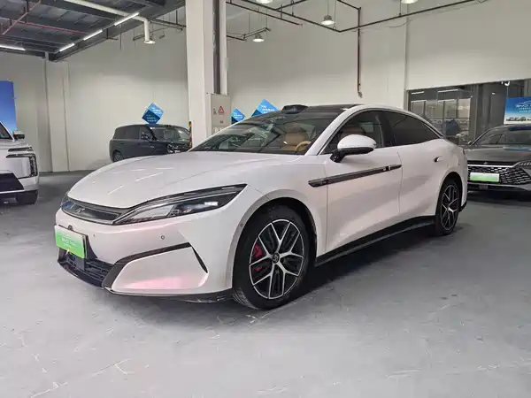 BYD Han L 2025