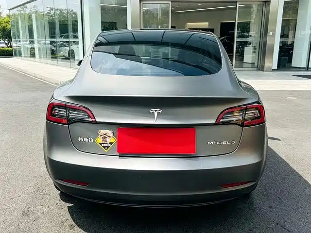 Tesla Model 3 2022 — фото 5