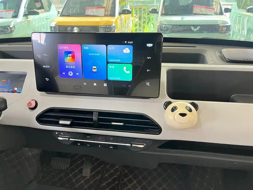 Geely Galaxy Panda 2023 — фото 12
