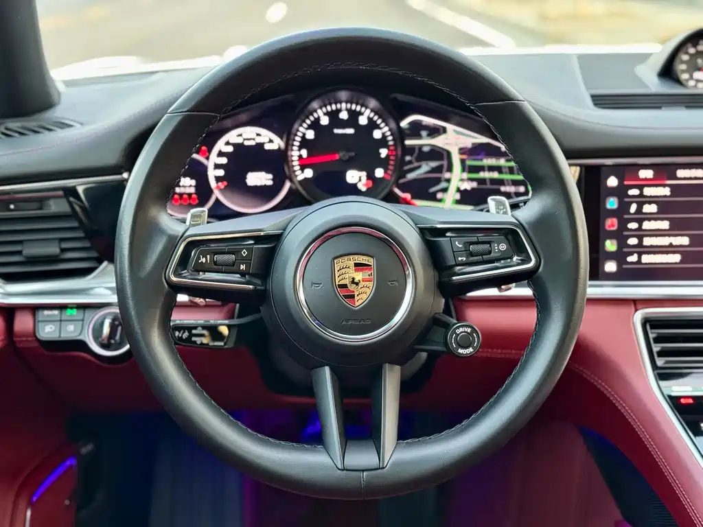 Porsche Panamera 2023 — фото 19