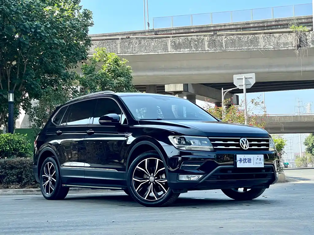 Volkswagen Tiguan L 2020 — фото 6