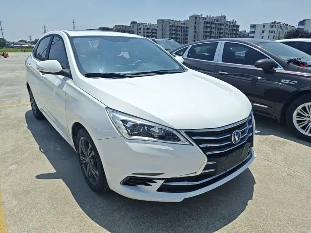 Changan Eado DT 2019 — фото 22