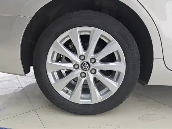 Toyota Camry 2019