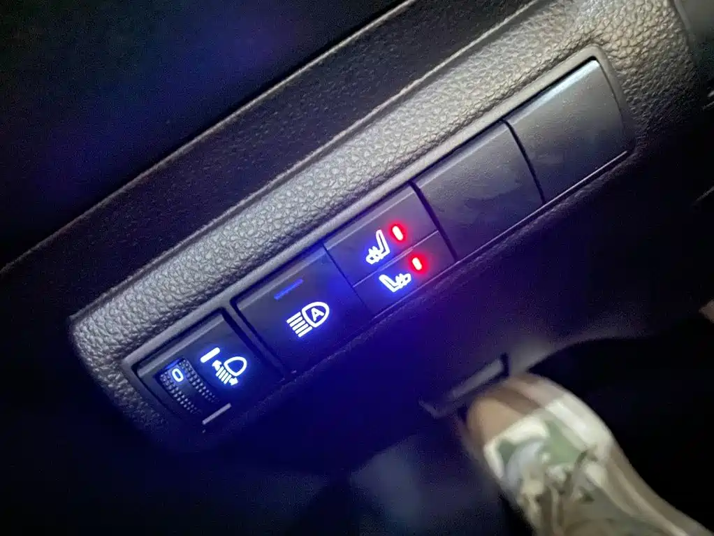 Toyota Levin 2022 — фото 10