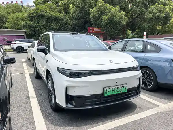 Leapmotor C16 2025