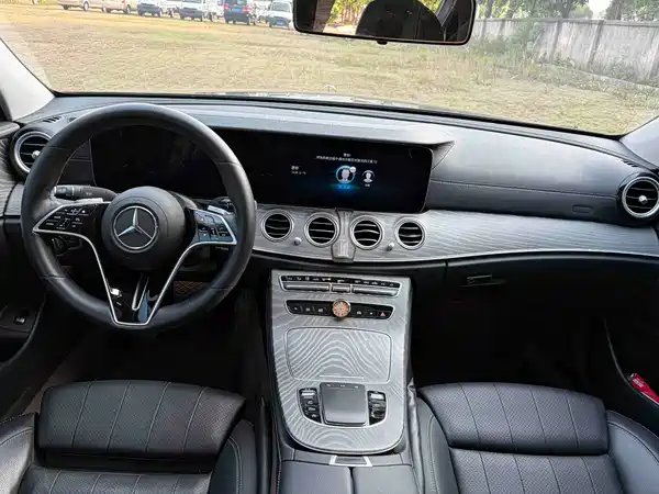 Mercedes-Benz E-Class 2023