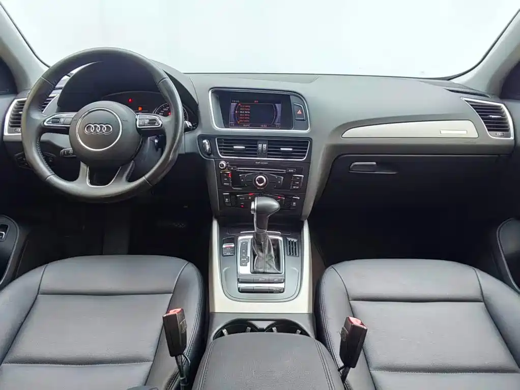 Audi Q5 2016 — фото 9