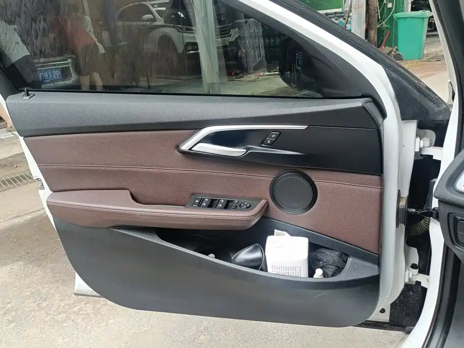 BMW 1 Series 2020