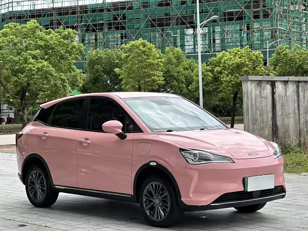 Neta V 2023