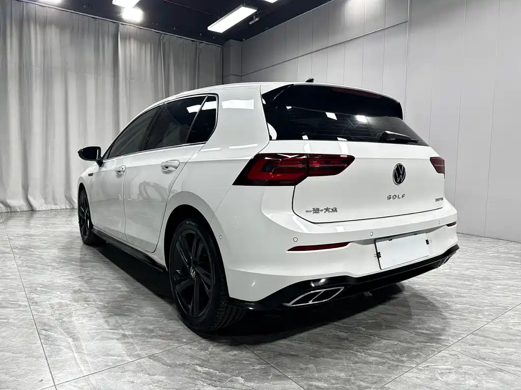 Volkswagen Golf 2022