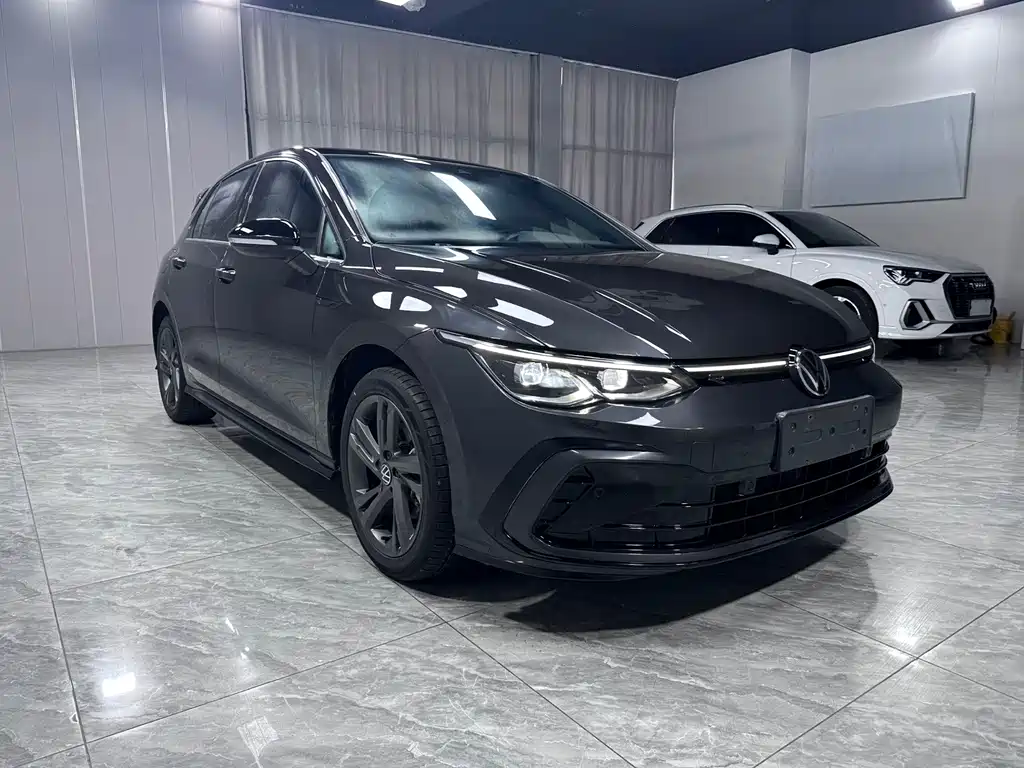 Volkswagen Golf 2022