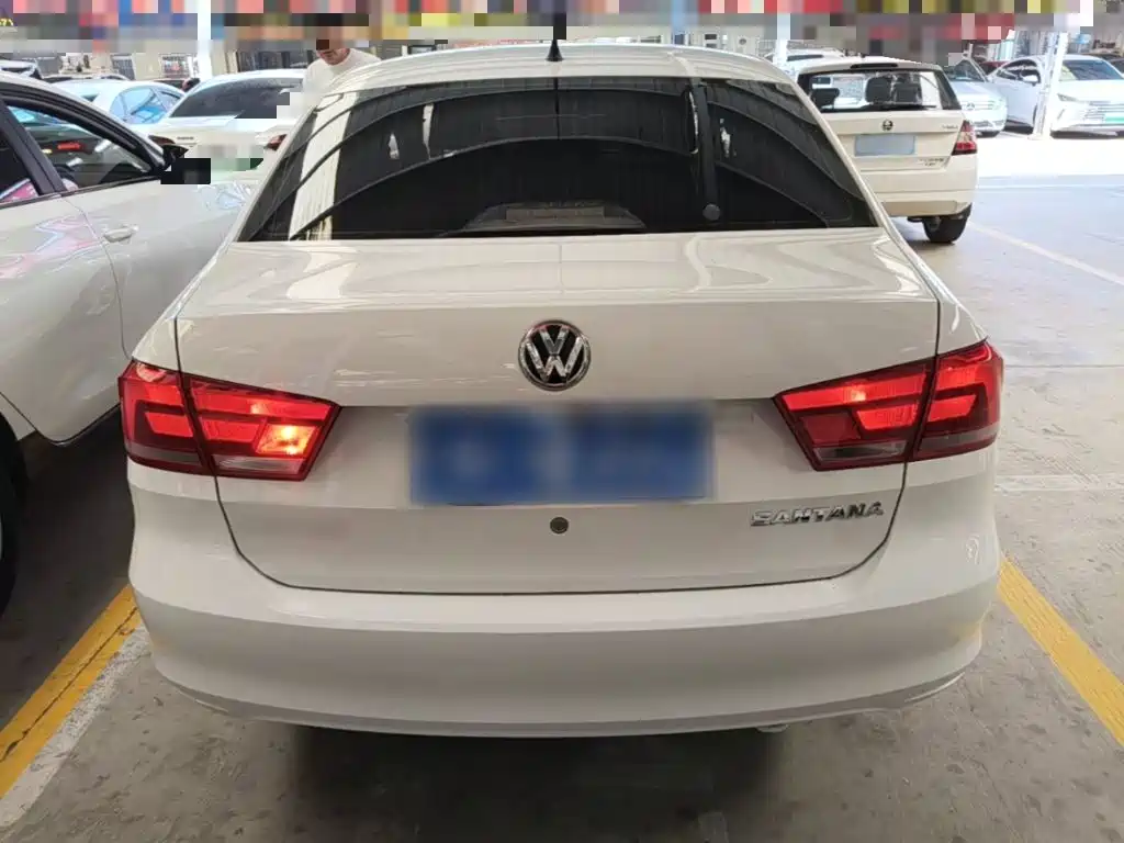Volkswagen Santana 2015