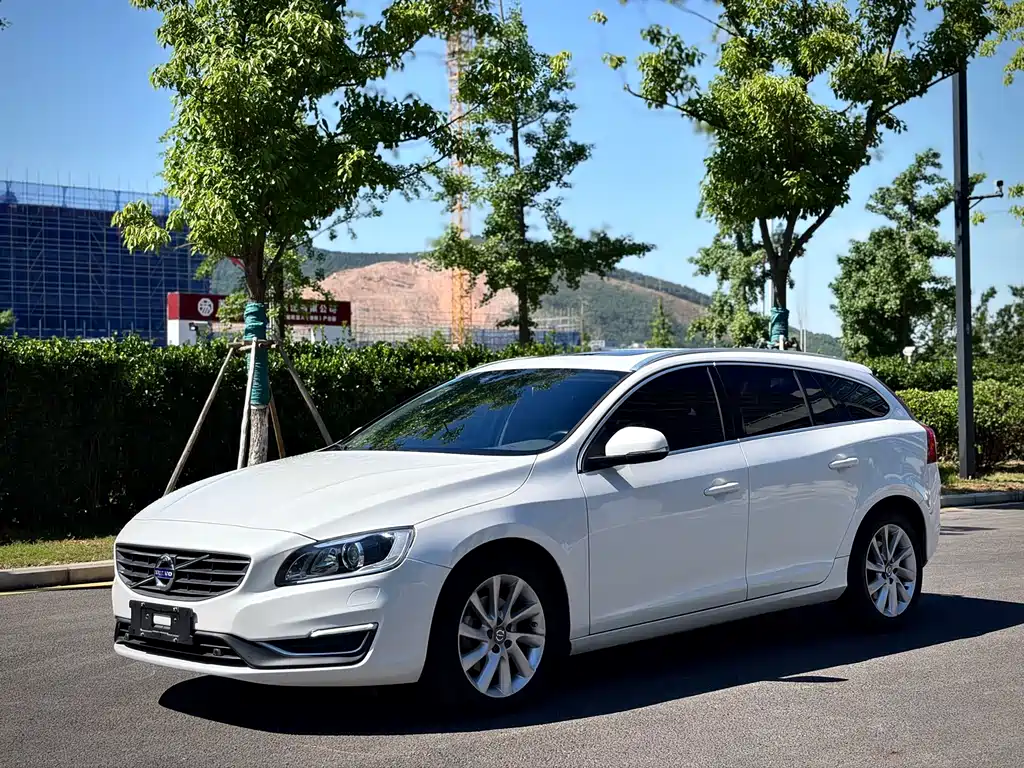 Volvo V60 2016