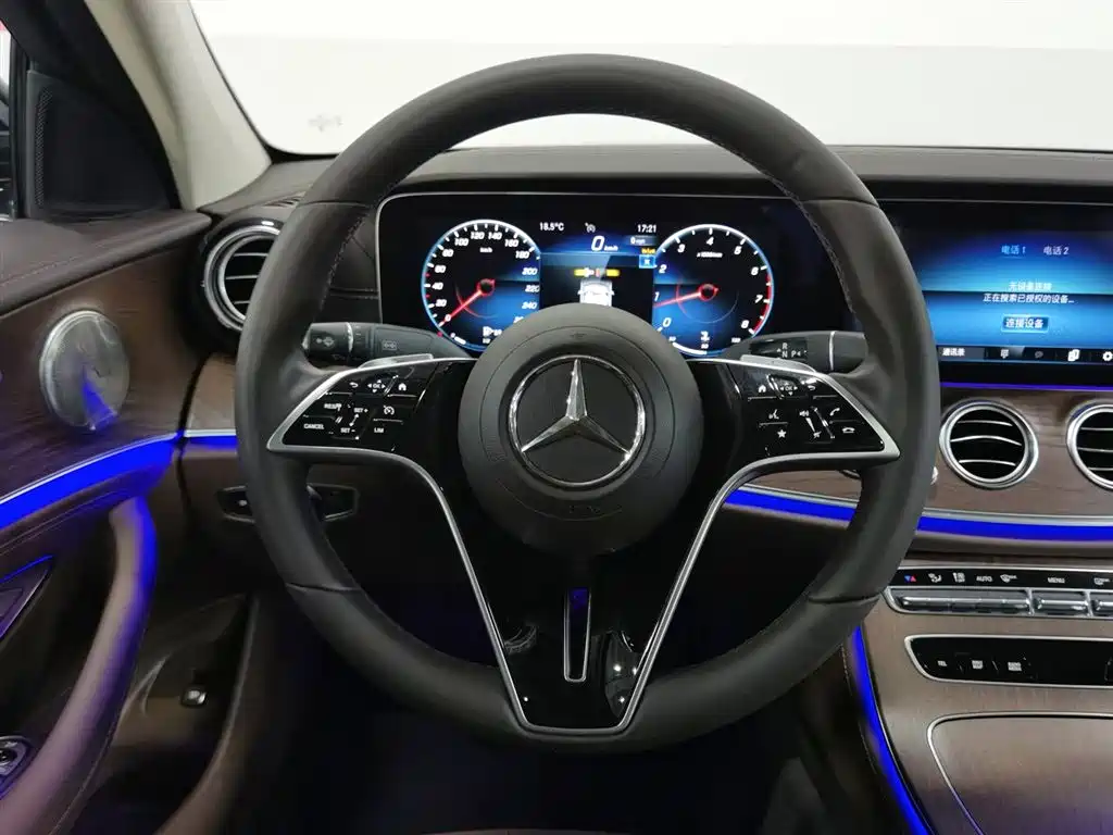 Mercedes-Benz E-Class 2023 — фото 11