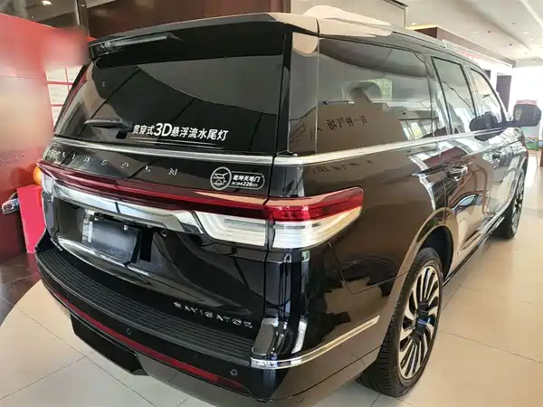 Lincoln Navigator 2024