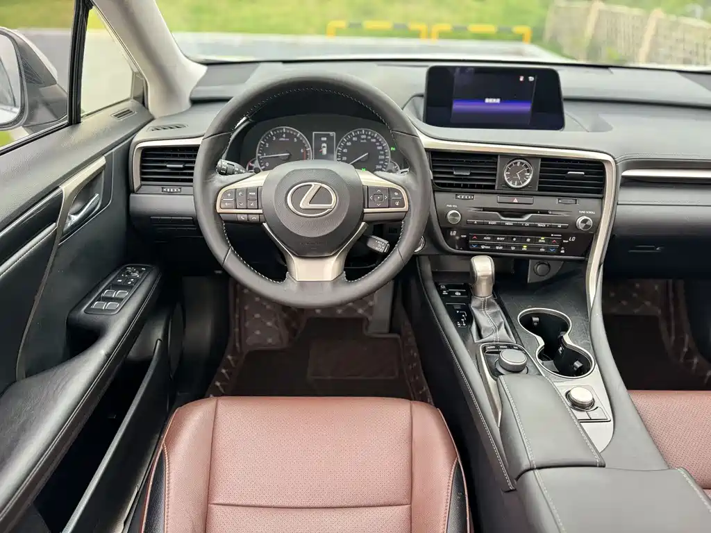 Lexus RX 2019 — фото 12