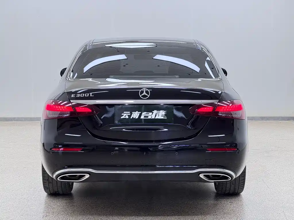 Mercedes-Benz E-Class 2022 — фото 5