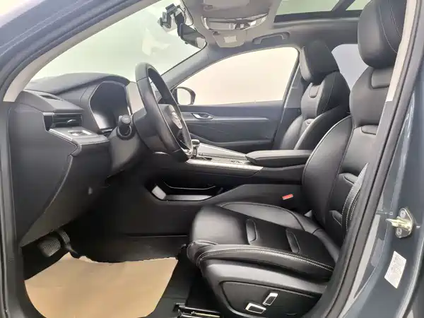 Geely Xingrui 2021