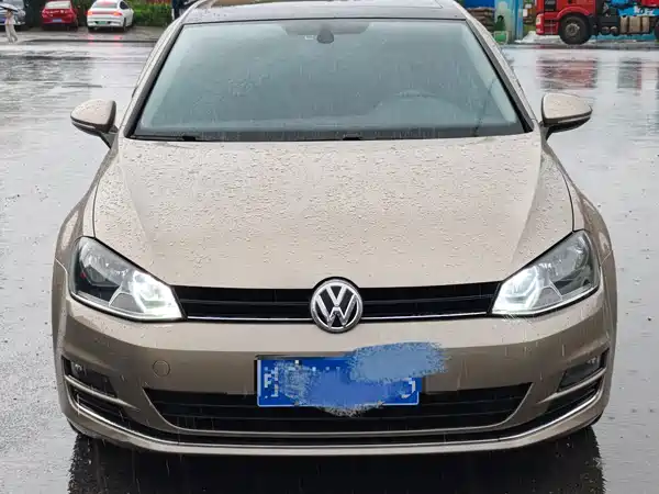 Volkswagen Golf 2016