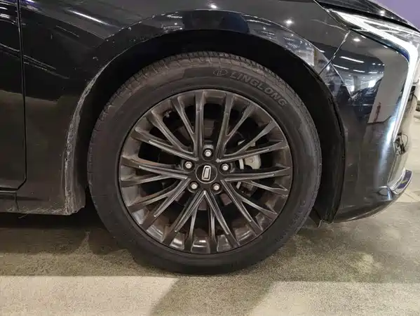 Bestune B70 2022