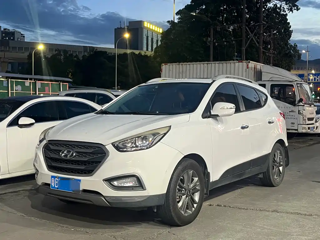 Hyundai ix35 2015 — фото 1